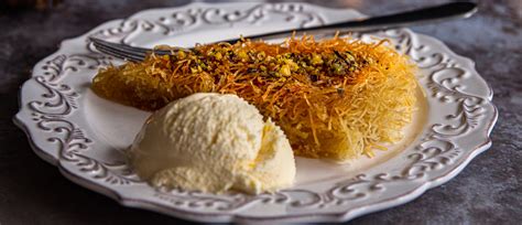 kunife|Turkish Kunefe Dessert